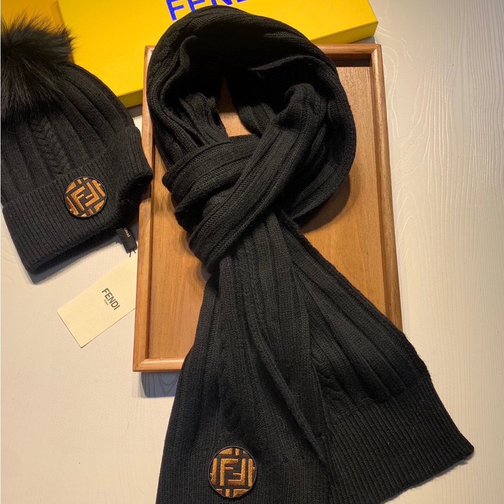 Fendi Black Knit Scarf and Hat Set